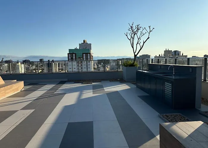 Jp 1416 · Acolhedor Em Frente à Redenção Apartamento